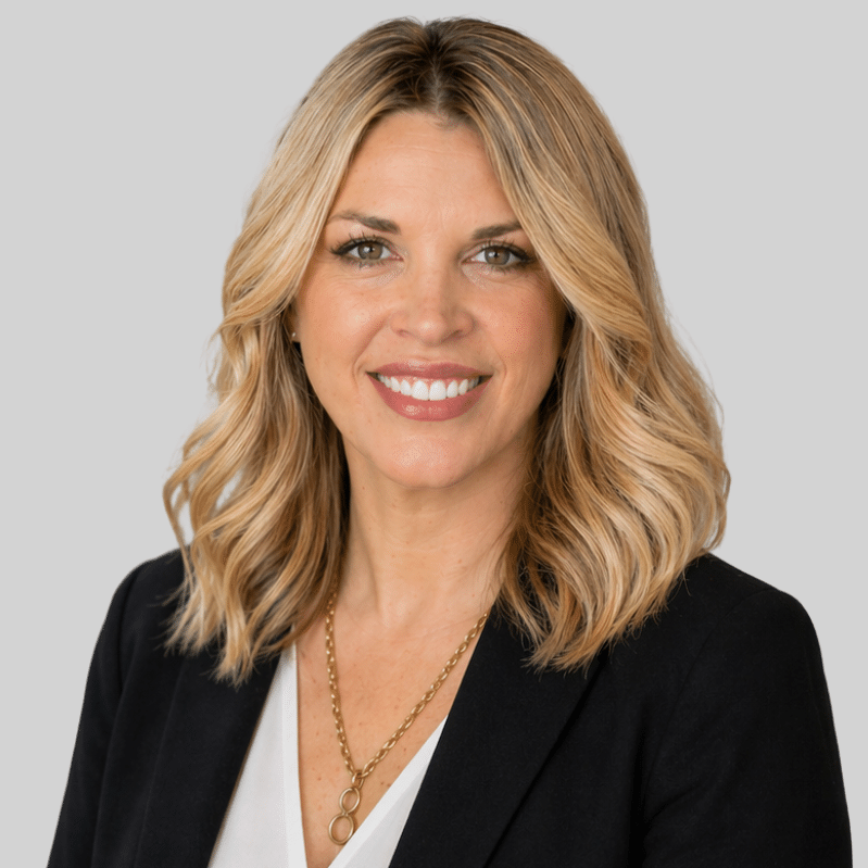 Sarah-greybackground(web)